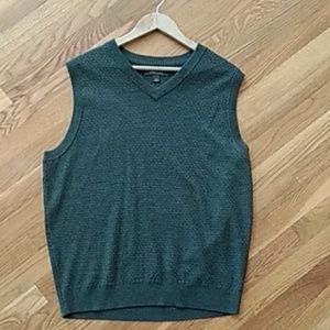 Nordstrom Men's sweater vest - army green size L